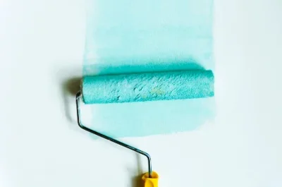 Peinture intérieure à Rambaud — murs, plafonds et boiseries